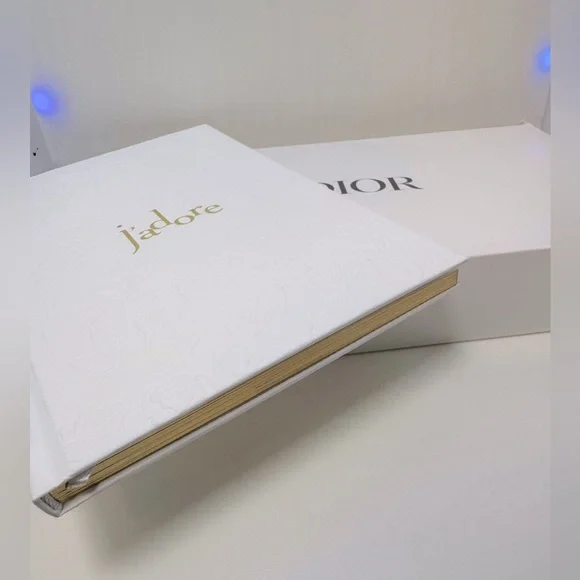 Dior Notebook J’adore Limited Edition Floral Embossed Gold Gilded Pages with Box - Picture 3 of 6